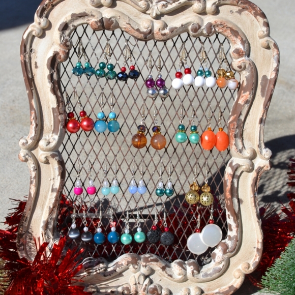 Earrings - Picture 2 of 4